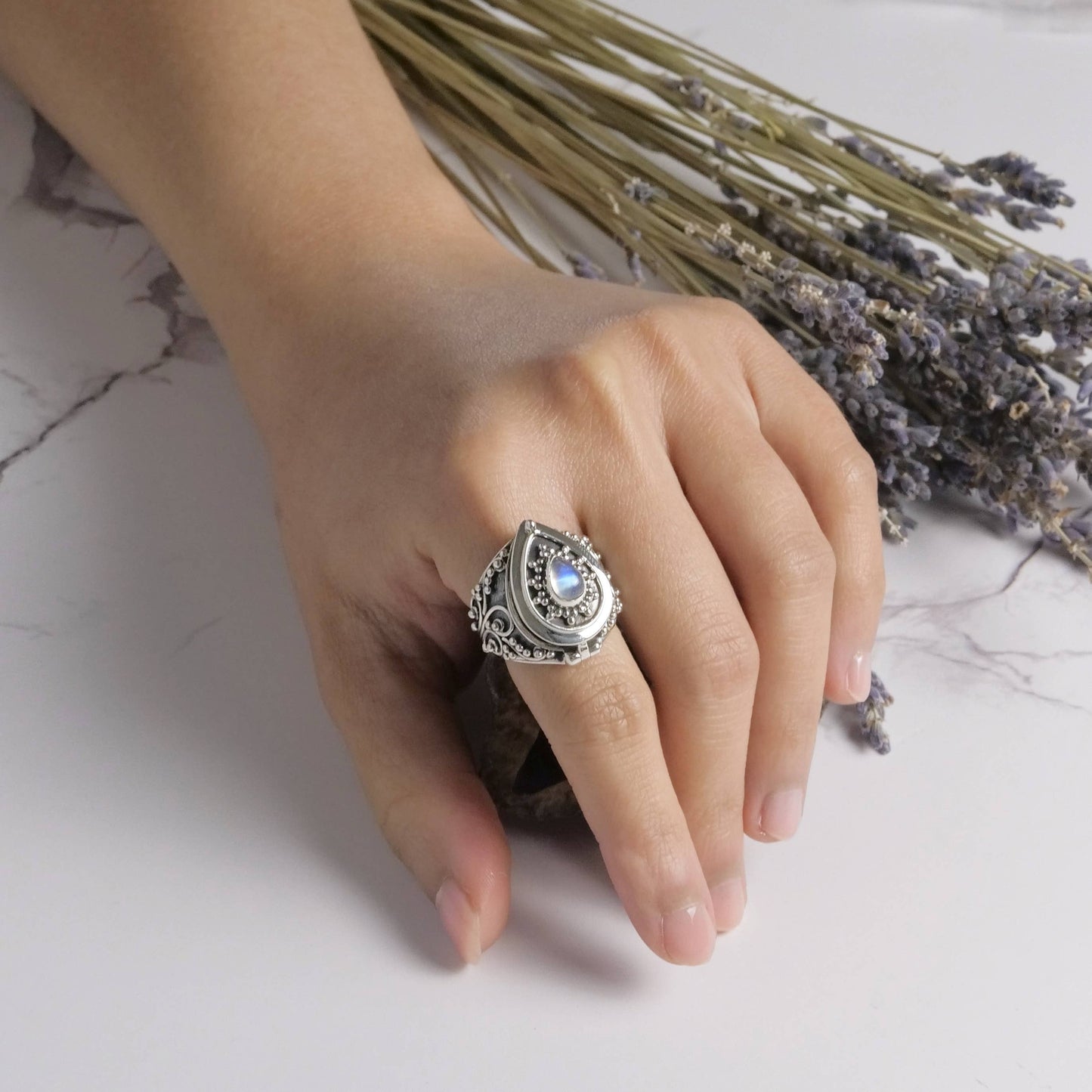 Pointed Stone Sterling Silver Poison Ring: 9