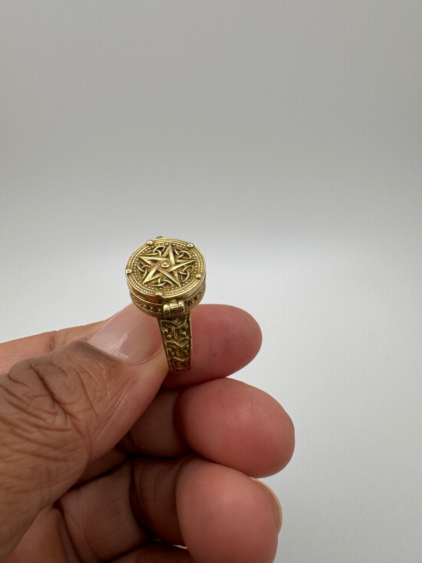 Pentagram Brass Poison Ring