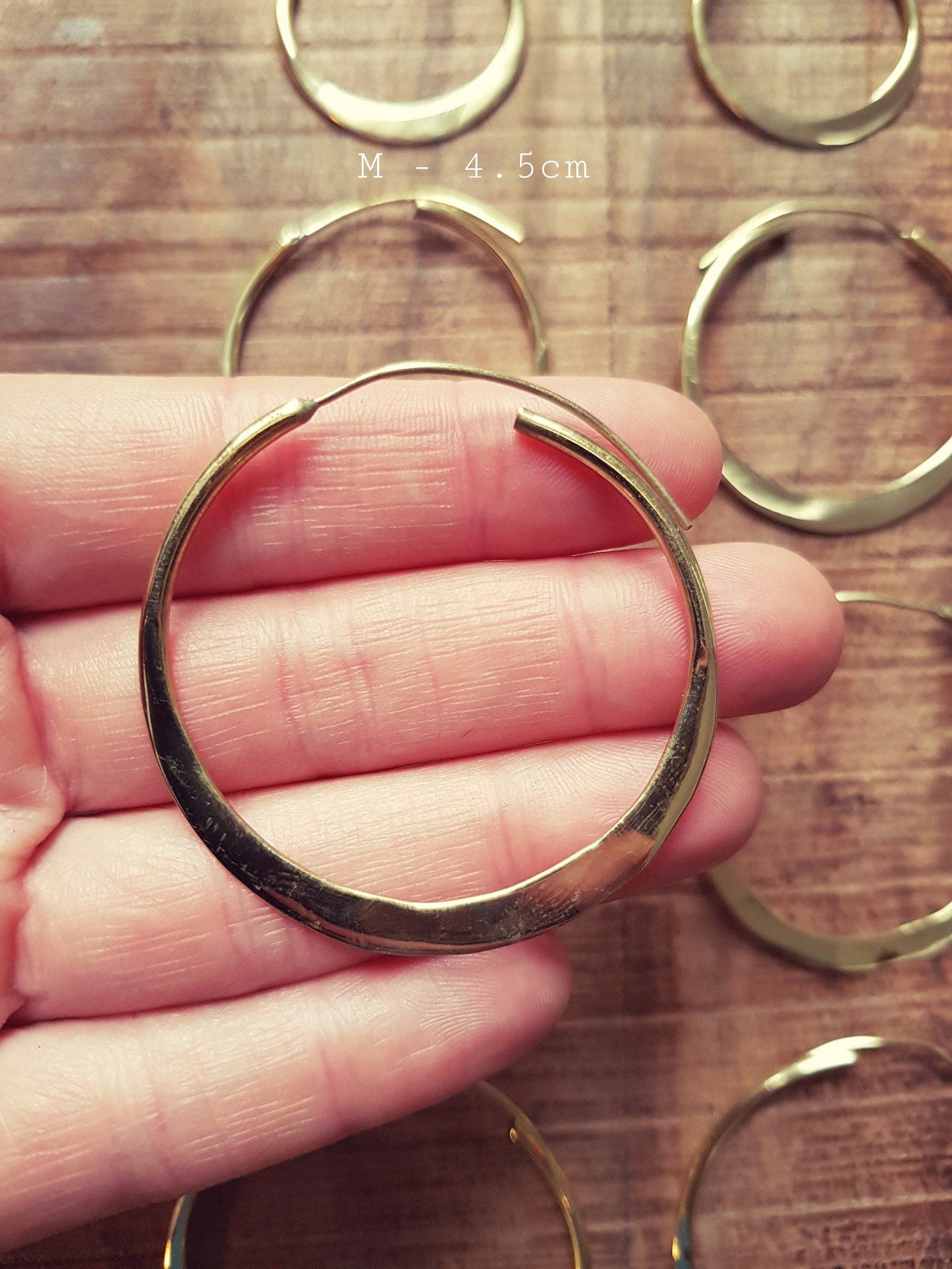 Rustic hammered hoops
