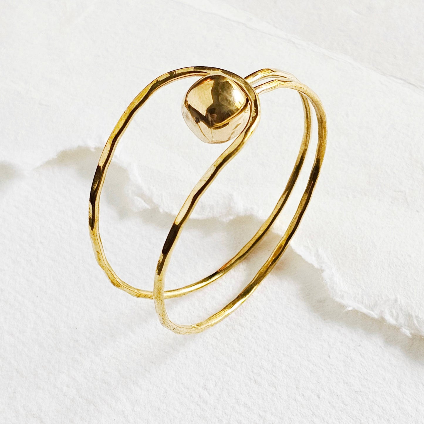 Brass sphere ball circle bangle bracelet wire