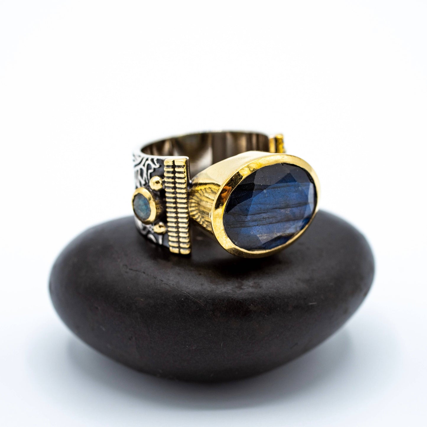 Sterling Silver Labradorite Cocktail Ring with Brass Accents: 8